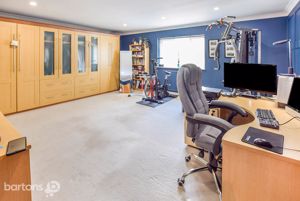 Photo 26- click for photo gallery